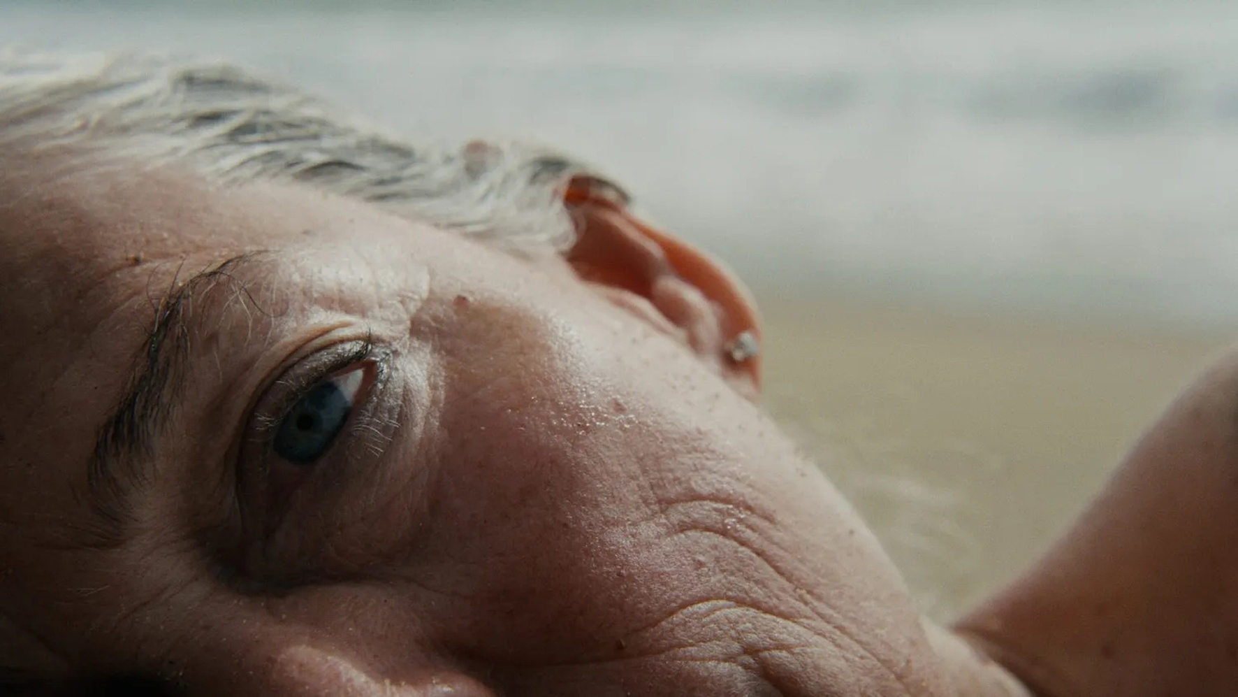 Cartaz de Souraya, Mon Amour, de Nicolas Khoury
